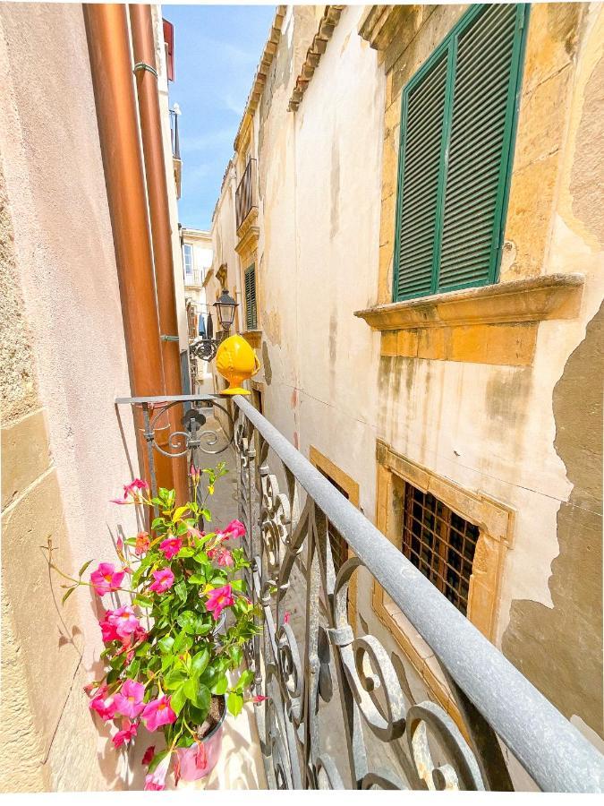 Rua 39 Fine Apartments By Dimore In Sicily Syracuse Екстер'єр фото
